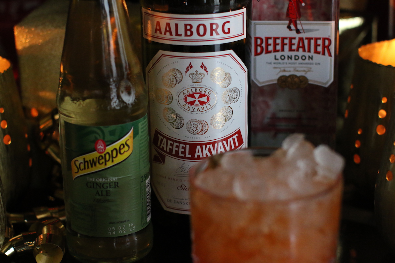 Julecocktails 2017 serveret af bartender Erik Lorincz