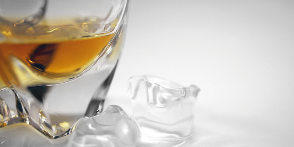 Whiskyens mixologi + drinksopskrifter med whisky