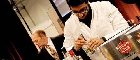 Årets cocktail 2009: "Cucumber Yum Yum" af Hardeep Rehal