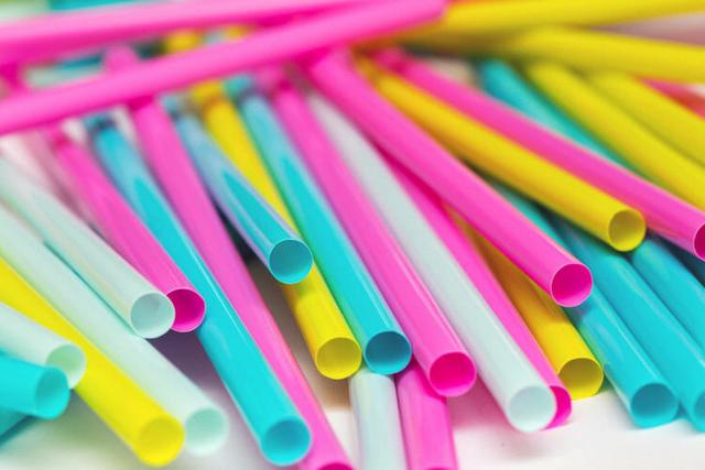 Dansk Bartender Laug siger nej til plastik sugerør i barbranchen